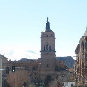 Guadix aan de voet van de Sierré Basa Guadix aan de voet van de Sierré Basa